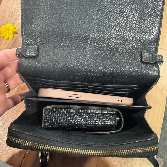Tory Burch Black Pebbled Leather Crossbody - Picture 3 of 5